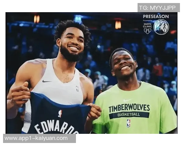 爱德华兹谈对阵唐斯的感受表达了对他的尊重与敬意